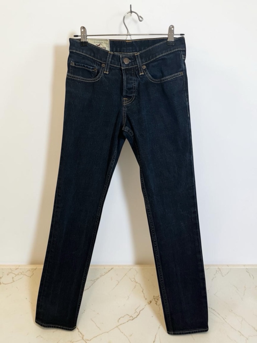 Hollister Women's Skinny Dark Blue Jeans Size 29